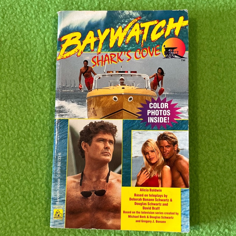 Baywatch Shark’s Cove Book #4